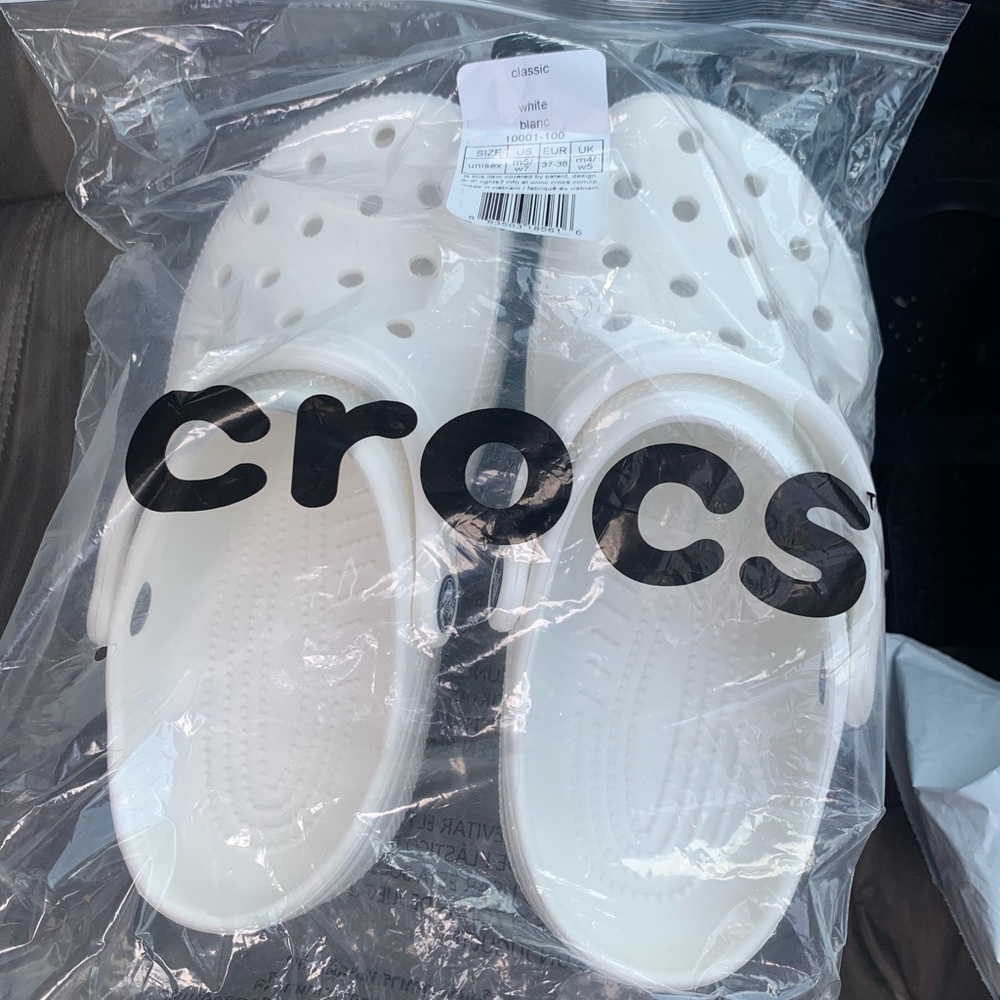 White crocs size 5 mens size 7 women